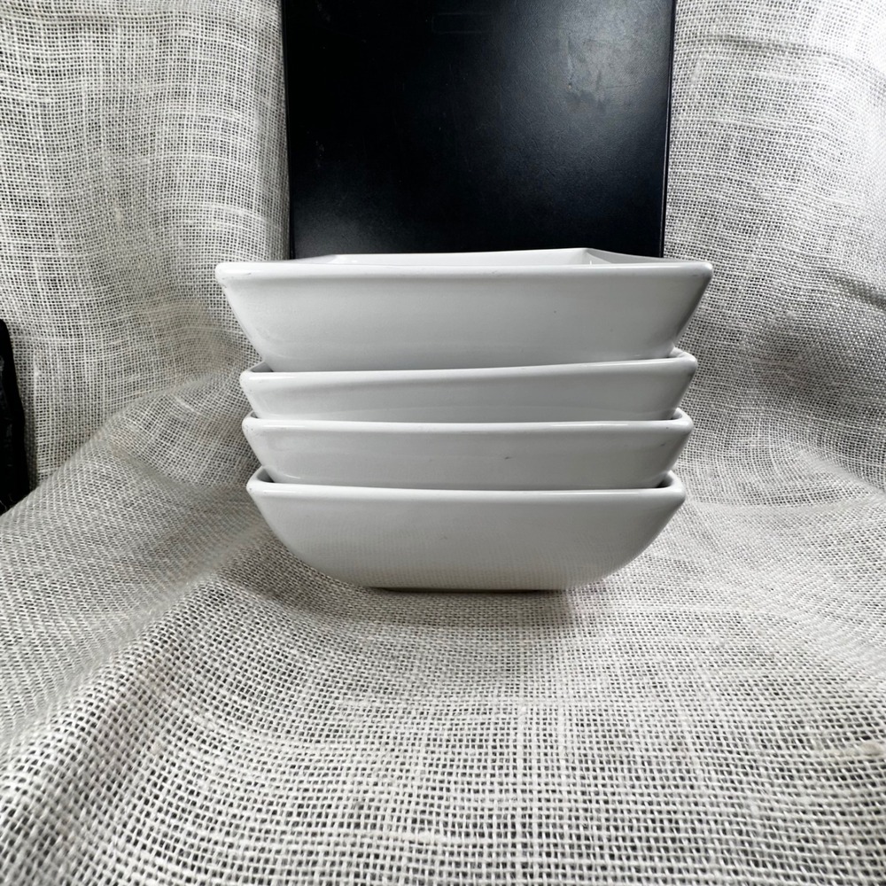Target Home Threshold White Square Porcelain Cereal Soup Bowls Set of 4 6.25in